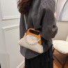 Mujeres Medio Sorbete Bloque De Color Elegante Estilo Clásico Cuentas Cascarón Hebilla Bolso Bandolera