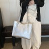 Mujeres Medio Cuero Sintético Color Sólido Estilo Vintage Estilo Clásico Cuadrado Cremallera Bolso De Mano