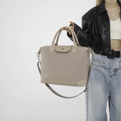 Mujeres Grande Cuero Sintético Color Sólido Básico Estilo Clásico Cuadrado Cremallera bolsa de viaje