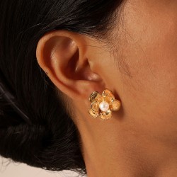 1 Par Estilo Vintage Dulce Estilo Simple Flor Embutido Acero Inoxidable 201 Perlas Artificiales Pendientes