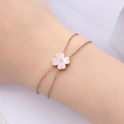 Elegante Señora Ropa De Calle Trébol De Cuatro Hojas Flor Acero inoxidable 304 Oro De Rose Plateado Pulsera Al Mayoreo