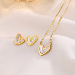 Joyería Al Por Mayor Elegante Lindo Dulce Forma De Corazón Acero inoxidable 304 Cascarón chapados en oro de 18k Enchapado Embuti